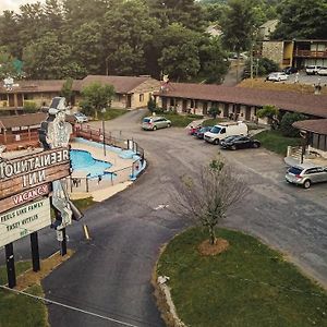 The Mountaineer Inn - Asheville